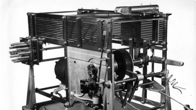 Musicola M12/10 Factory Photo - Mechanism Front View